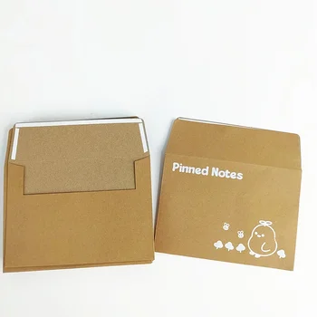 Подгонянный продукт、Изготовление на заказ конверта Kraft печатая логотип белой фольгой штемпелюя высококачественную цветную сумку-конверт на заказ для