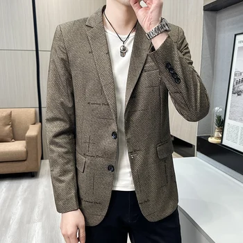 Бутик мужской моды Деловой Корейской версии Удобный джентльмен Элегантный однотонный повседневный тонкий пиджак в британском стиле