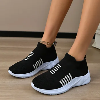 Весенние легкие женские кроссовки 2024 года, Новая сетчатая Дышащая обувь для женщин, Универсальная женская вулканизированная обувь без застежки с низким верхом