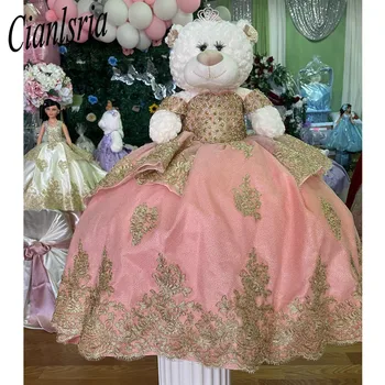 Элегантное праздничное платье XV века для кукол